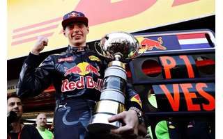 Max Verstappen comemora sua primeira vitória