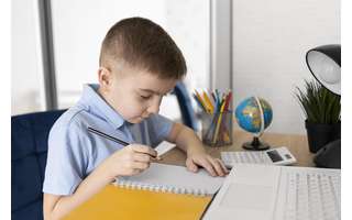 Câmara aprova projeto que regulamenta homeschooling