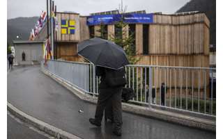 Fórum Econômico Mundial começa em Davos com foco na Ucrânia