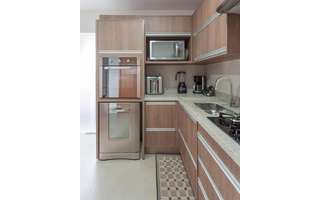 2. Saiba como escolher o armário pequeno de cozinha ideal para sua casa – Foto: Fácil Decor