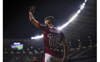 Andreas Pereira pertence ao Manchester United (Foto: Marcelo Cortes/Flamengo)
