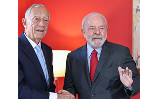 Lula com o presidente de Portugal, Marcelo Rebelo de Sousa
