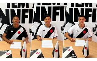 Na ordem: Lucas Melim, Andrey e Renan, agora de contrato estendido com o Vasco (Divulgação/Vasco)