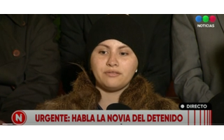 Ambar, que seMulher se identifica como namorada de brasileiro que tentou matar Cristina Kirchner e diz sofrer ameças Ambar, que seMulher se identifica como namorada de brasileiro que tentou matar Cristina Kirchner e diz sofrer ameças