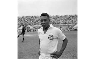 Homenagens em letra e música: conheça canções que são reverências a Pelé -  Lance!