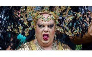 De vanguardista a 'cancelada': quem foi a lendária drag queen Kaká di Polly  - 28/01/2023 - UOL TAB