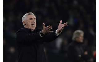 Carlo Ancelotti El Real Madrid se clasifica para los cuartos de final de la Champions League (Cristina Quigler/AFP)