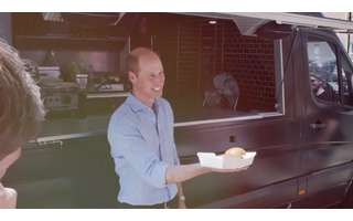 Príncipe William serve hambúrguer vegetariano em food truck em Londres, Gestão