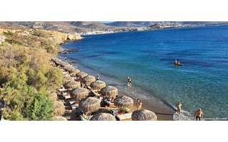 Revolta da toalha" enfrenta privatização de praias gregas