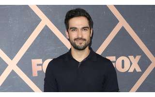 Alfonso Herrera é confirmado no elenco de novo filme de Zack Snyder -  POPline