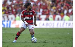 Da ajuda de custo de R$ 200 no Tubarão-SC a destaque no Flamengo