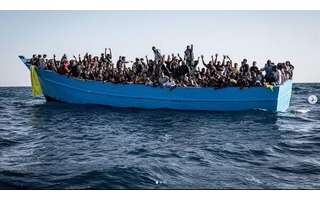 Seeschiff I4 rettet Migranten