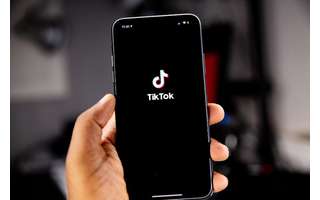 Bild von TikTok, das Video-Uploads mit einer Länge von bis zu 15 Minuten auf tecmundo testet