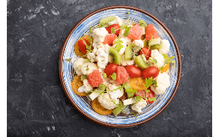 Salada de couve-flor com frutas