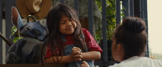 Cena do trailer do remake em live-action de 'Lilo e Stich', lançado em maio de 2025