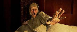 A visita dos três fantasmas – passado, presente e futuro — serve como um poderoso recurso narrativo para discutir desigualdade social e empatia – Divulgação