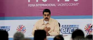 Maduro durante anúncio de criação da "petro", a nova moeda virtual da Venezuela