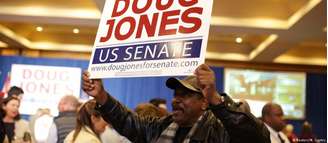Vitória do democrata Doug Jones no conservador Alabama surpreendeu até os mais esperançosos