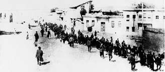 Suspeitos de conluio com Moscou, armênios foram perseguidos e assassinados pelo Império Otomano