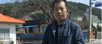 Jang Seok-gwon, prefeito de Myeongpa-ri, o vilarejo mais ao norte da Coreia do Sul 