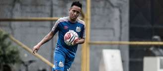 Cueva espera dar seu melhor para vencer o Palmeiras neste sábado, às 19h, no Allianz Parque (Ivan Storti/Santos FC)