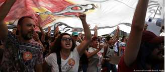 Em Brasília, manifestantes se reuniram na praça do Museu Nacional da República