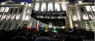 Cortes na Educação geraram protestos em todo o país