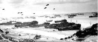 O Dia D foi marcado pela chegada de dezenas de embarcações, veículos e aeronaves militares dos Aliados à costa da Normandia