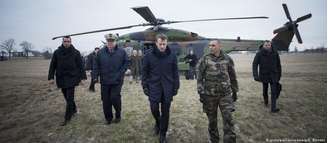 Macron acompanha manobras militares francesas