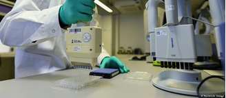 Testes de uma vacina contra o coronavírus na empresa alemã Curevac 