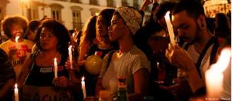 Protesto contra violência policial no Rio de Janeiro: "vítimas são na grande maioria a população negra, jovem, favelada" 