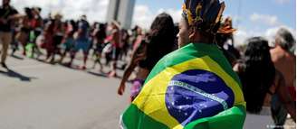 Protesto de indígenas em Brasília em 2019. Neste ano, foram eleitos 237 representantes de povos originários para os cargos de vereador, vice-prefeito e prefeito