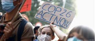Ativistas e cientistas criticam líderes mundiais por não fazerem o suficiente para reduzir emissões
