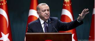 Erdogan acusa filantropo turco de ser "braço" de George Soros para desestabilizar seu govermo