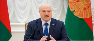 Governo de Lukaschenko, que está há quase 30 anos no poder, chama a DW de "extremista"