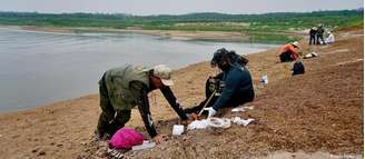 Temporada seca na Amazônia é a época em que os paleontólogos deixam os laboratórios e saem para a coleta de fósseis