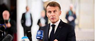 Macron ainda descarta renúncia, apesar das pressões de todos os setores