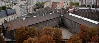 Penitenciária fica no centro de Paris, o que deve facilitar as visitas de parentes e amigos de Sarkozy