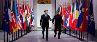 Zelenski vê avanço nas negociações. Rússia rejeita tropas da Otan na Ucrânia