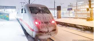 Nevasca e ventos intensos levaram ao cancelamento de várias linhas de trens de longa distância na Alemanha