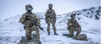 Países da UE, como a Dinamarca, estão ocupados em aumentar seus gastos com defesa e em integrar seus sistemas militares
