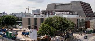 A ópera de Colônia, fotografada aqui em 2015, está em obras há mais de uma década 