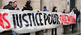 "Justiça para Quentin": nacionalistas protestaram contra morte por espancamento de ativista de ultradireita