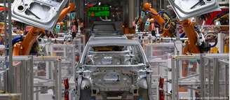 Volkswagen obteve em 2025 o menor lucro dos últimos 10 anos