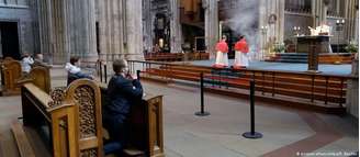 Número de católicos na Alemanha caiu cerca de 550 mil; o de protestantes diminuiu em torno de 580 mil