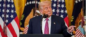 Trump disse que o ICE implementará "medidas de segurança sem precedentes" nos aeroportos, "incluindo a prisão imediata de todos os imigrantes ilegais"