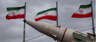 Irã tem instalações militares bombardeadas desde o final de fevereiro, mas continua disparando mísseis balísticos