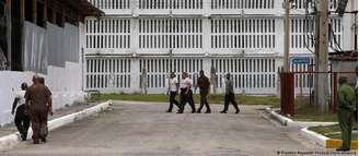 Presos na prisão de segurança máxima cubana Combinado del Este, em imagem de arquivo