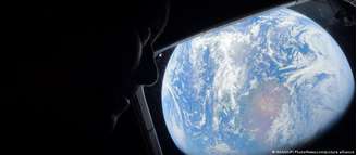 O astronauta americano Reid Wiseman liderando a missão Artemis 2