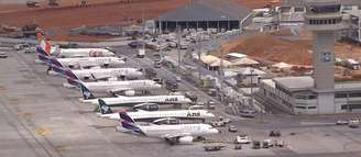 Pane Tecnica em Congonhas Voos em Congonhas e em Guarulhos são retomados após falha geral no controle de tráfego aéreo em SP
